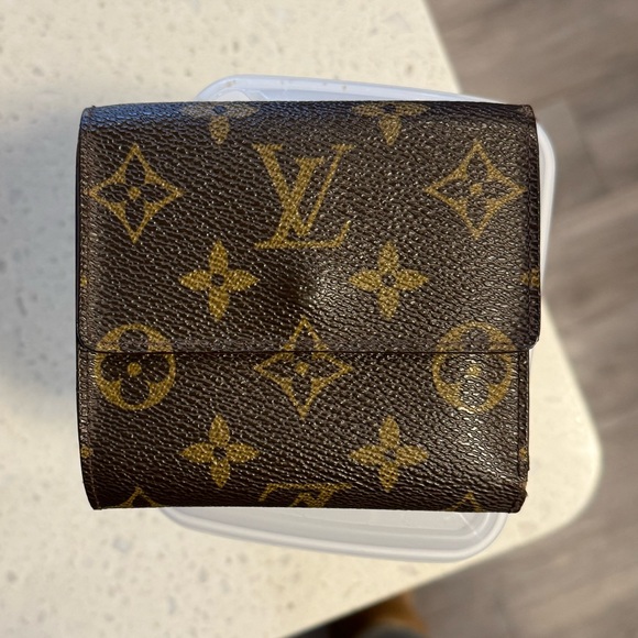 *SOLD* Louis Vuitton Elise Trifold Wallet - Picture 4 of 8